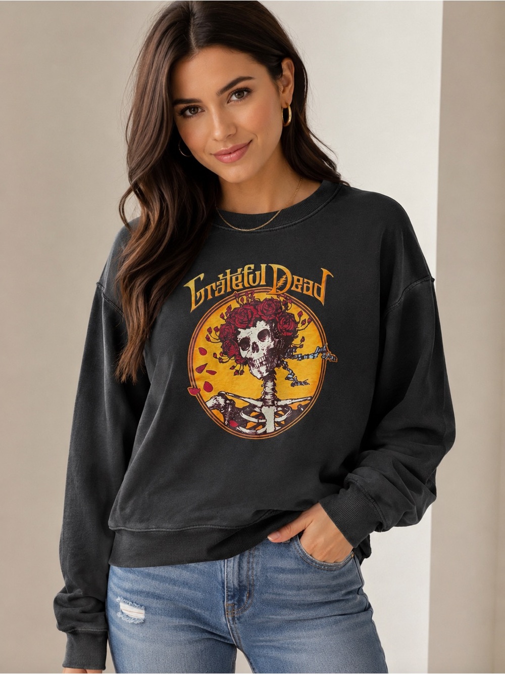 Grateful Dead Black Crewneck Sweatshirt with Iconic Skeleton Graphic Medium